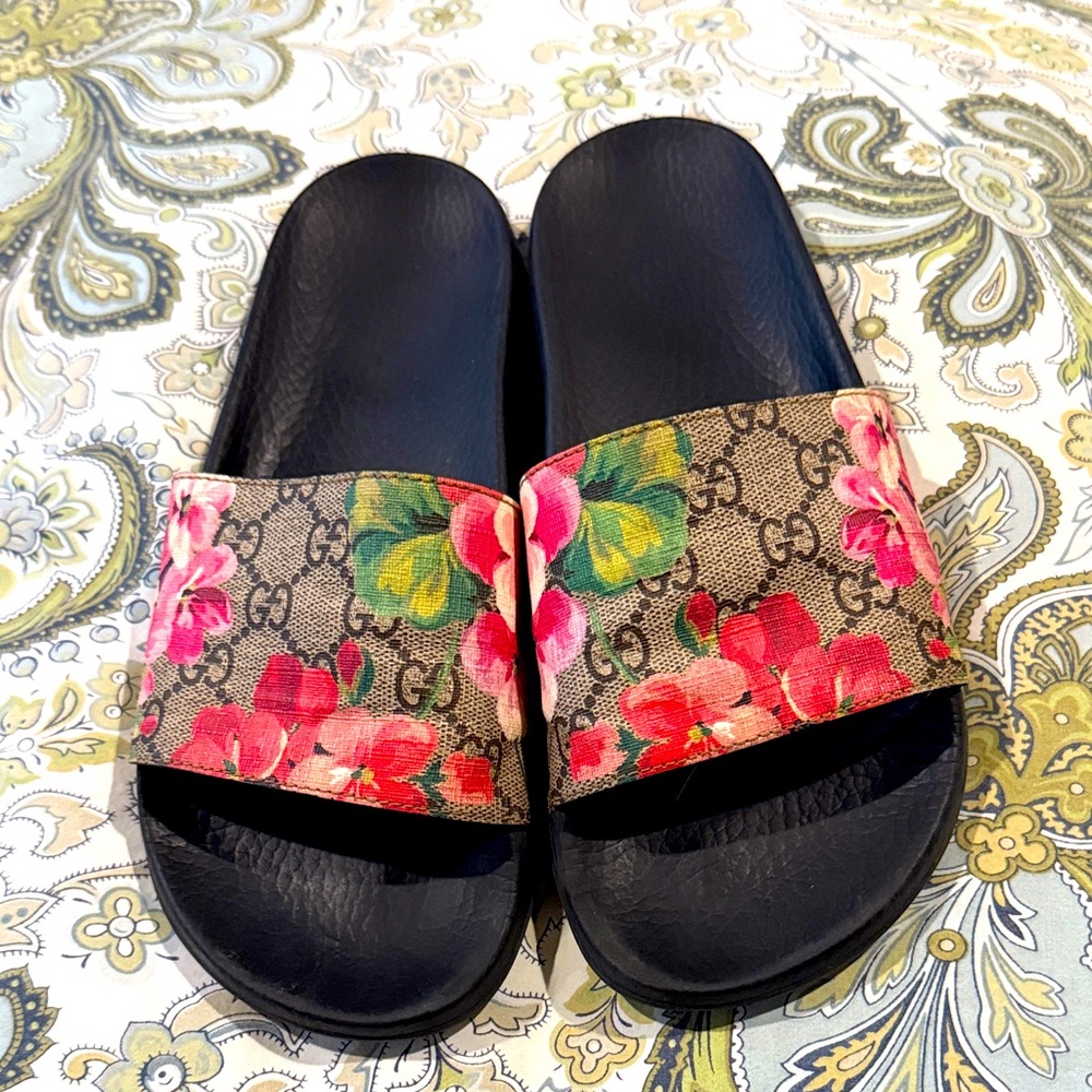 Authentic Gucci Floral Slides, Size 8.5